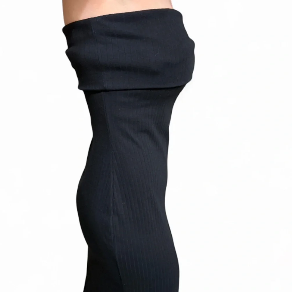 Black Strapless Dress - Picture 2 of 5